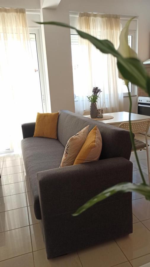 Cozy Flat Close To The Airport/Port And Center Nea Alikarnassos Exterior photo